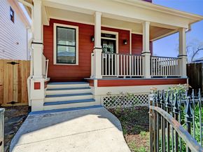 1047 W 16th Street, Houston TX 77008