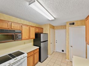 3317 Golden Trails Drive 807, Houston TX 77345