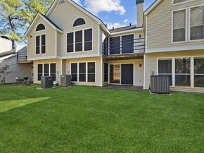 3317 Golden Trails Drive 807, Houston TX 77345