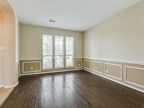 22014 E Canary Yellow Circle, Cypress TX 77433