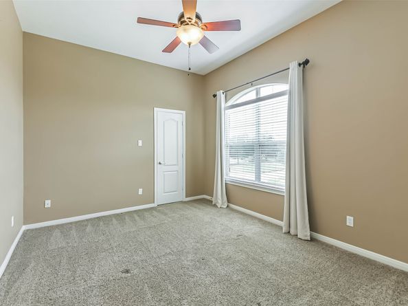 22014 E Canary Yellow Circle, Cypress TX 77433