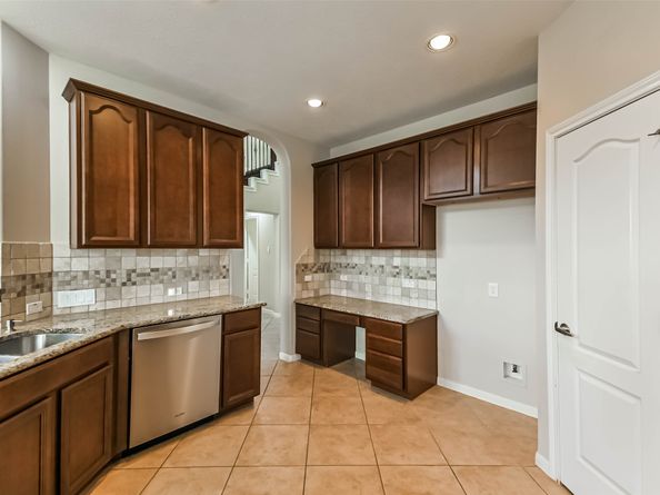 22014 E Canary Yellow Circle, Cypress TX 77433