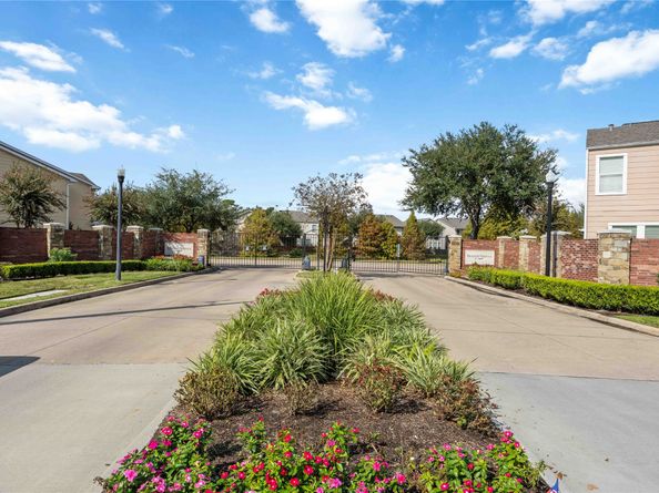 2019 Falcon Reach Drive, Houston TX 77080