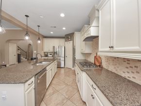 6 Twig Corner Court, Tomball TX 77375