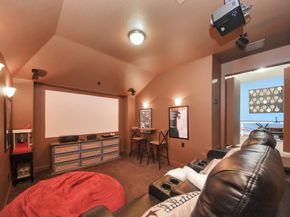 6 Twig Corner Court, Tomball TX 77375