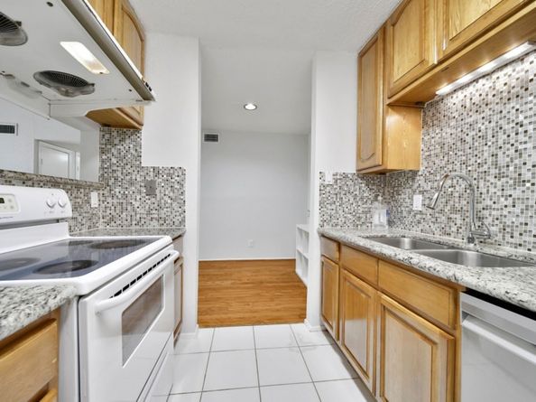 7900 N Stadium Drive 86, Houston TX 77030