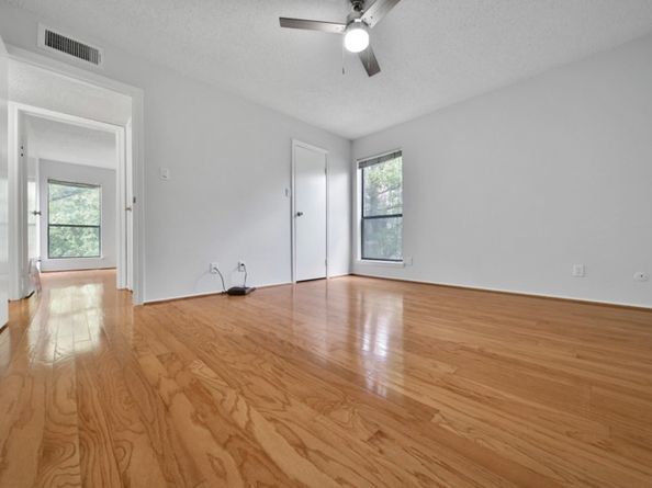 7900 N Stadium Drive 86, Houston TX 77030