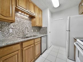 7900 N Stadium Drive 86, Houston TX 77030