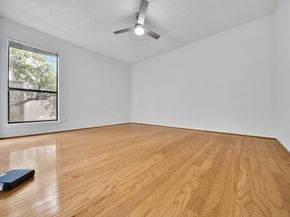 7900 N Stadium Drive 86, Houston TX 77030