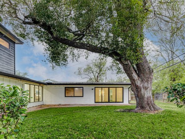 9219 Timberside Drive, Houston TX 77025