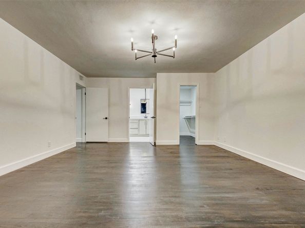 9219 Timberside Drive, Houston TX 77025