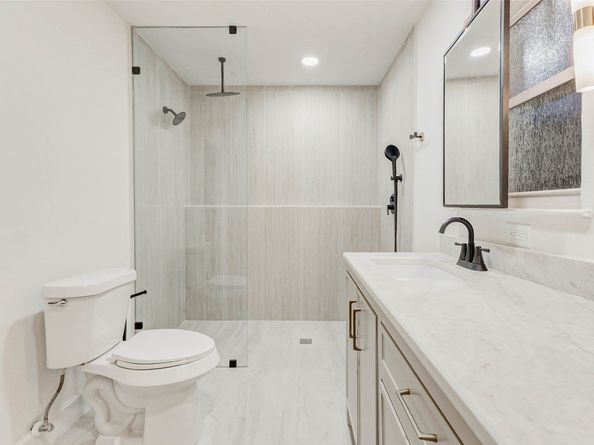 9219 Timberside Drive, Houston TX 77025