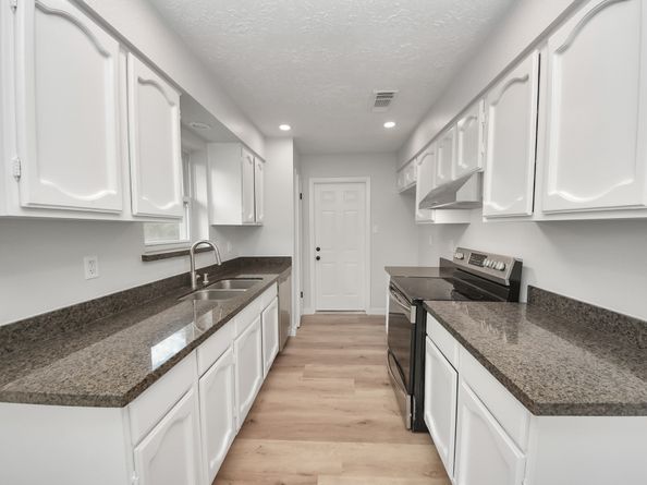 5918 Crooked Post Road, Spring TX 77373