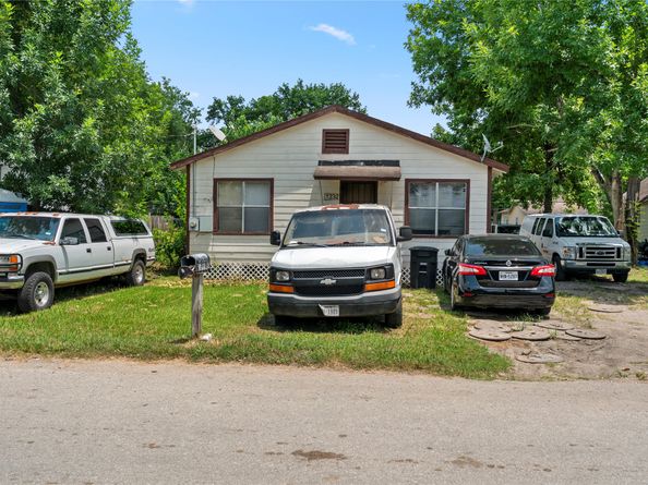 7332 Parkes Street, Houston TX 77088