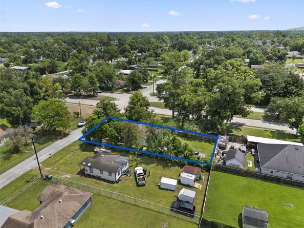 7842 Linda Vista Road, Houston TX 77028