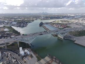 7842 Linda Vista Road, Houston TX 77028