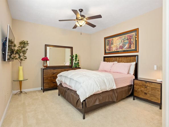 3427 Limestone Sky Court, Houston TX 77059