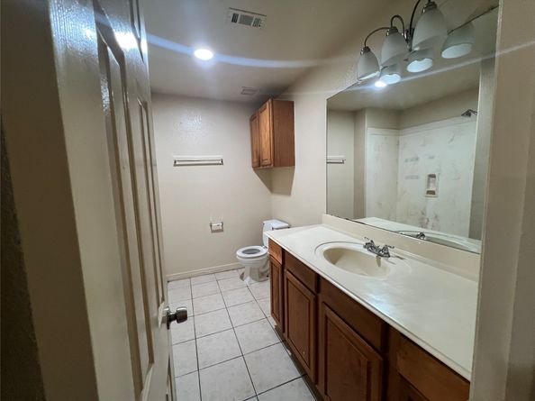 11007 Glenhollow Drive, Houston TX 77048