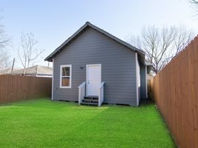 1709 Stevens Street, Houston TX 77026