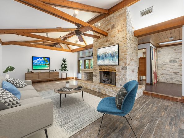 207 Wroxton Drive, Conroe TX 77304