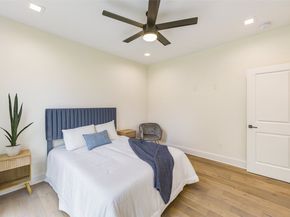 5823 Outer Banks Street, Houston TX 77091