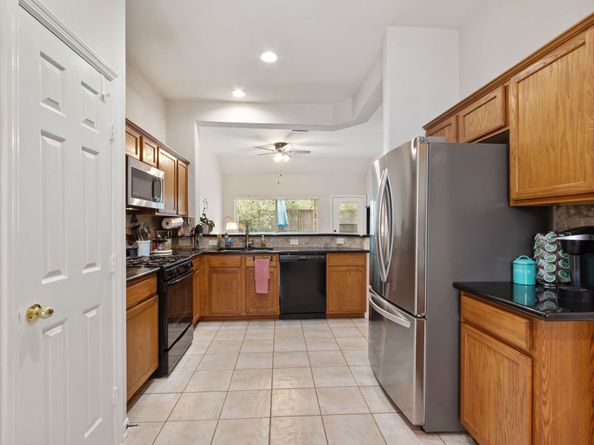 127 E Greenhill Terrace Place, The Woodlands TX 77382