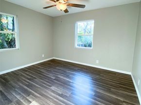 1801 Lawther Drive, River Oaks TX 76114