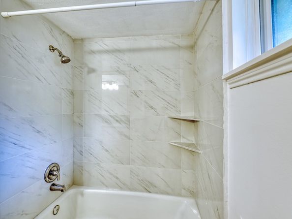 5722 Cheltenham Drive, Houston TX 77096