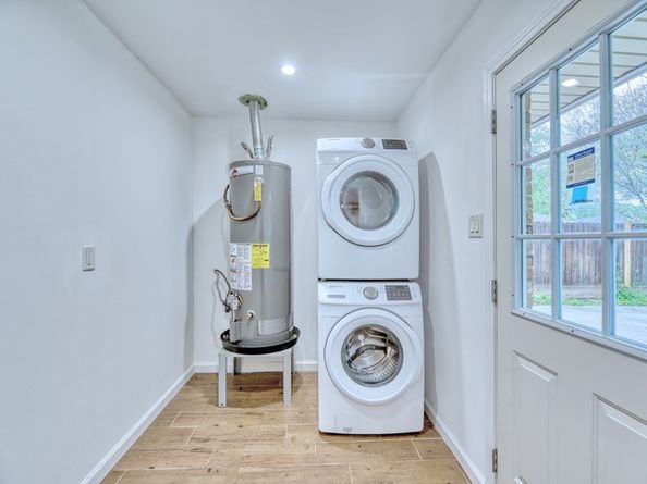 5722 Cheltenham Drive, Houston TX 77096