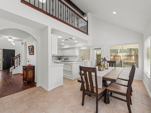 7 W Southfork Pines Circle, The Woodlands TX 77381