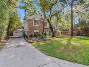 7 W Southfork Pines Circle, The Woodlands TX 77381