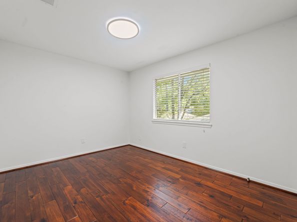 7 W Southfork Pines Circle, The Woodlands TX 77381