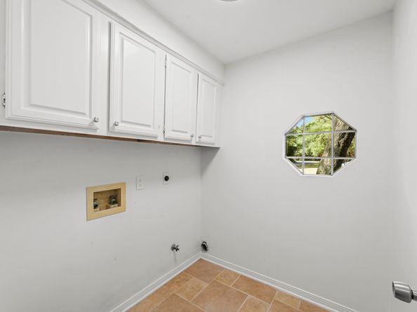 7 W Southfork Pines Circle, The Woodlands TX 77381