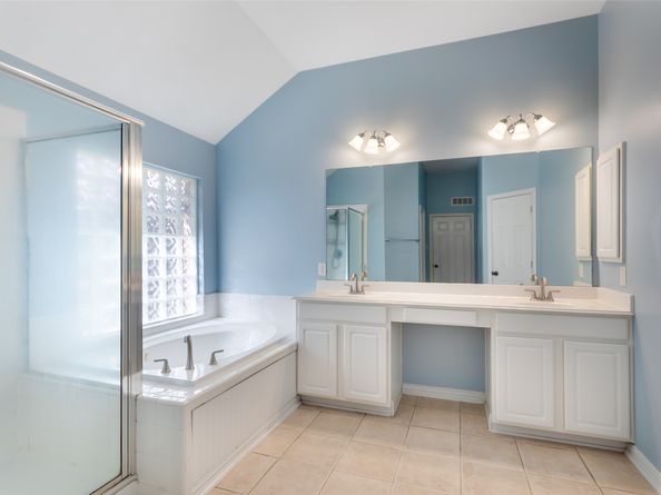 12730 Smokey Mountain Court, Humble TX 77346