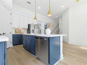 8919 Sunshine Laverne Lane, Houston TX 77080