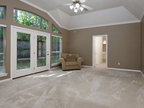 55 W Palmer Bend, The Woodlands TX 77381