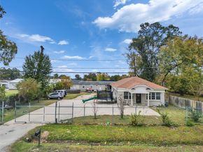 4917 Tronewood Street, Houston TX 77016