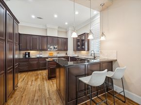 1604 W 24th Street, Houston TX 77008