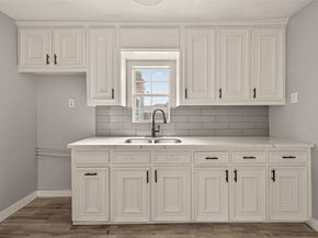 120 Westfield Street, Houston TX 77022