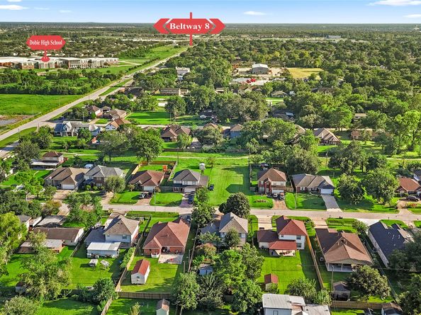 8417 Folkstone Lane, Houston TX 77075