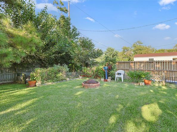 8417 Folkstone Lane, Houston TX 77075