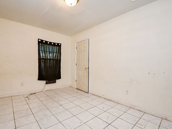 8282 Park Place Boulevard D1, Houston TX 77017