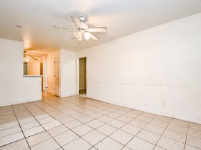 8282 Park Place Boulevard D1, Houston TX 77017