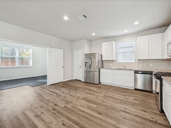 2224 Raider Drive, Conroe TX 77301