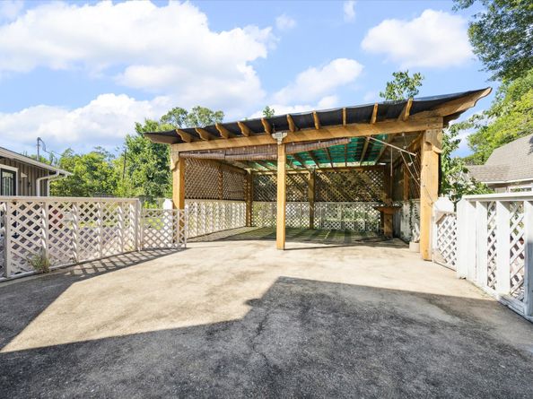 3415 Charleston Street, Houston TX 77021