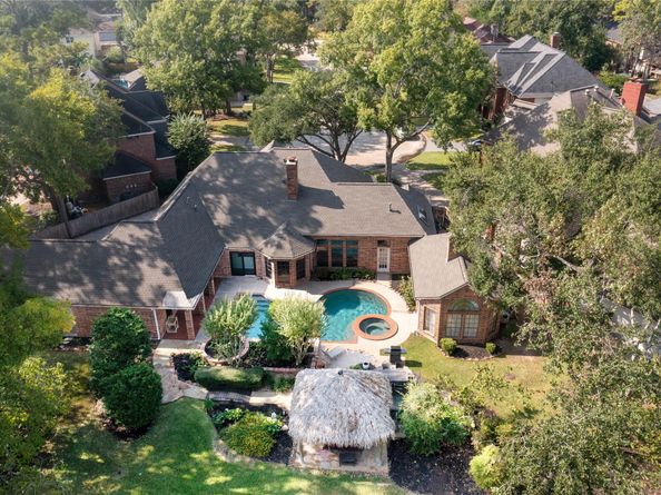 11803 Pebbleton Drive, Houston TX 77070