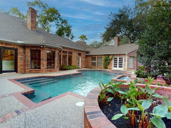 11803 Pebbleton Drive, Houston TX 77070