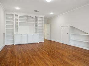 3020 Ella Lee Lane, Houston TX 77019