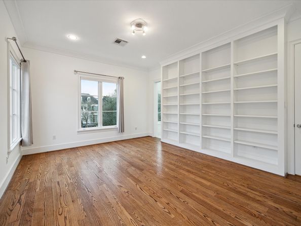 3020 Ella Lee Lane, Houston TX 77019