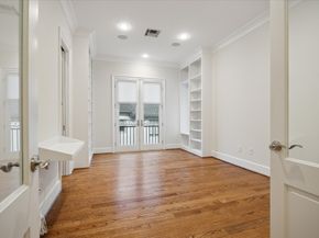 3020 Ella Lee Lane, Houston TX 77019
